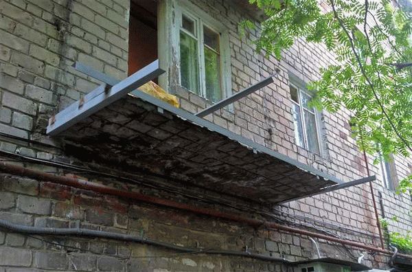 Как самостоятельно оценить состояние балкона и его плиты?